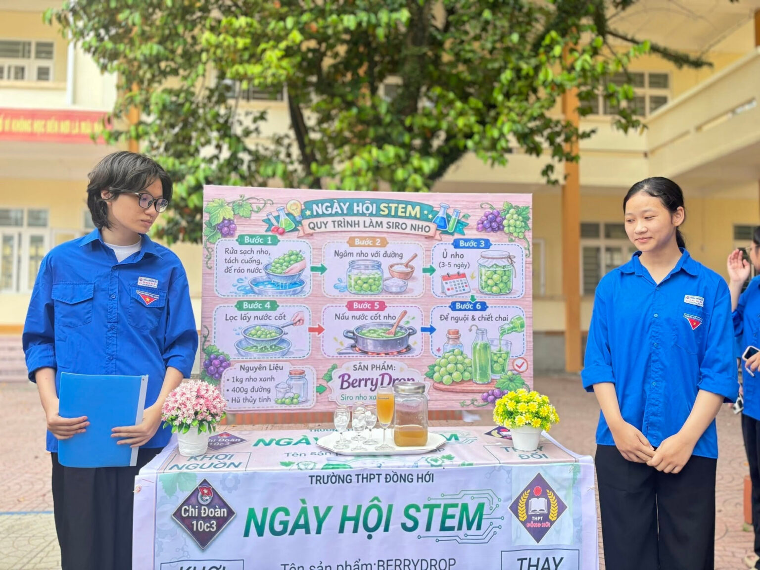 Trường THPT Đồng Hới chú trọng giáo dục toàn diện, giúp học sinh phát triển phẩm chất, năng lực và kỹ năng. 660524728-122205898994505800-8850843336902476811-n.jpg